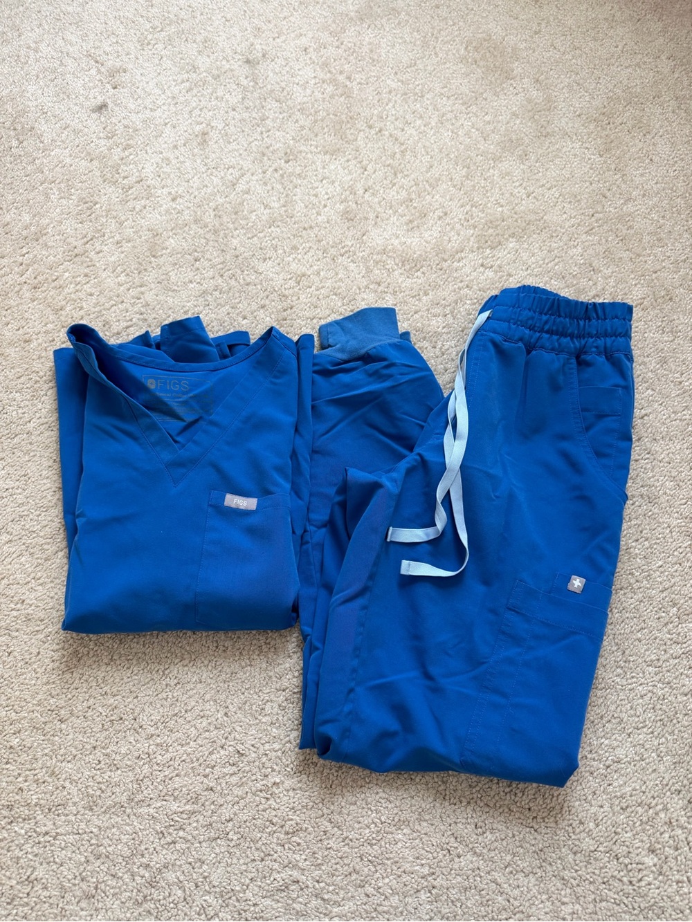 FIGS Blue Uman Relaxed Jogger Scrub Set.